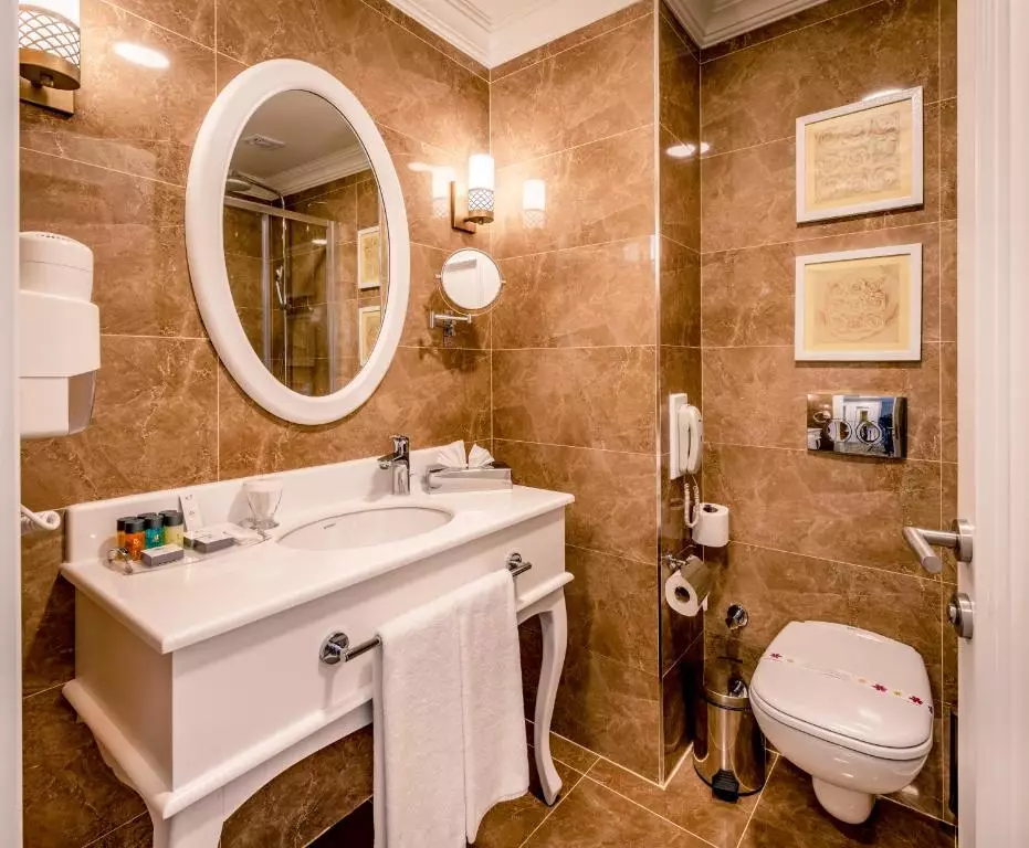 Vuni Palace Hotel and Casino and SPA